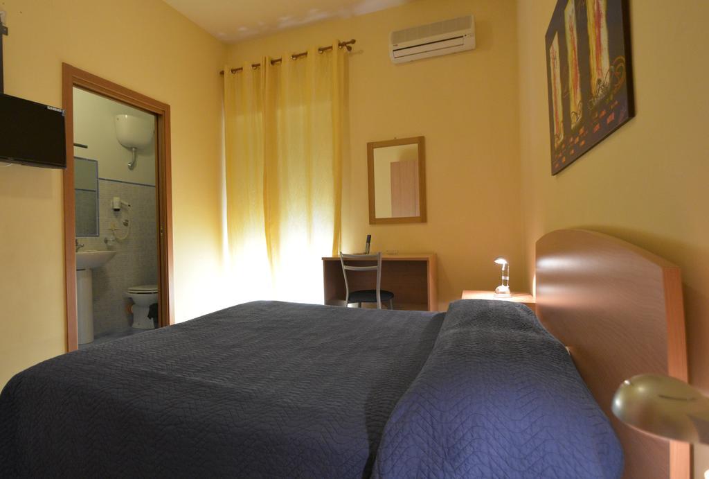 Hotel Dependance La Mouette Termini Imerese Zewnętrze zdjęcie